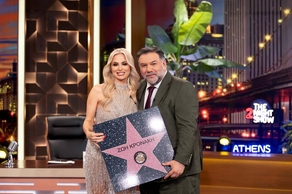 Ο Γρηγόρης Αρναούτογλου στο πλατό του The 2Night Show
