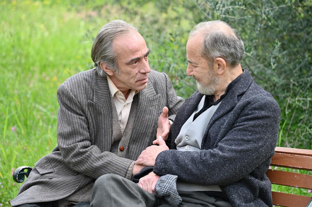 Σκηνή από τη σειρά Άγιος Έρωτας