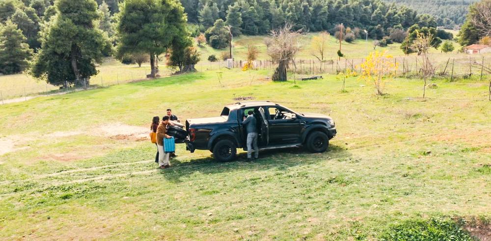 Φωτογραφία από τη σειρά Γιατί ρε πατέρα