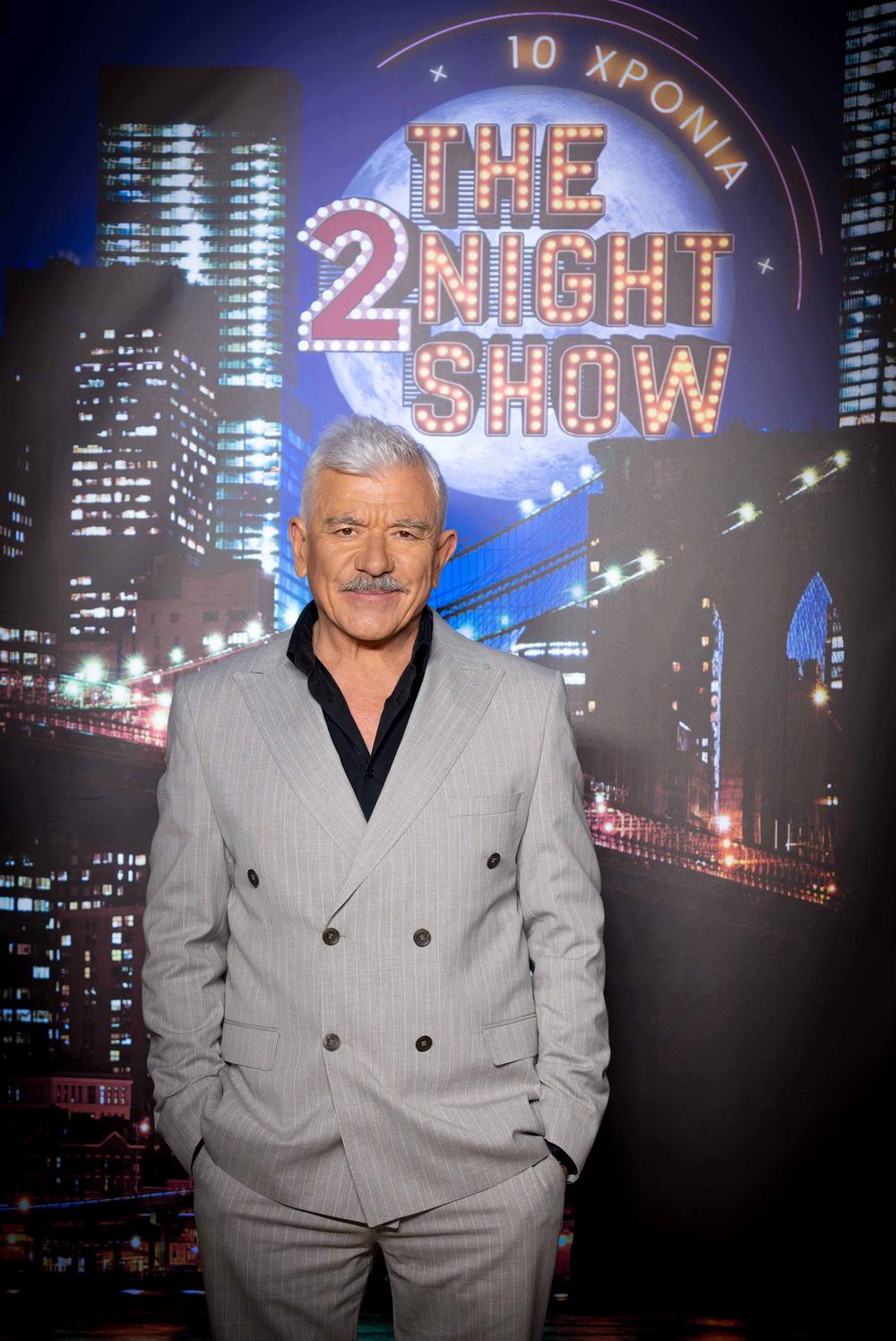 The 2Night Show παρασκήνια