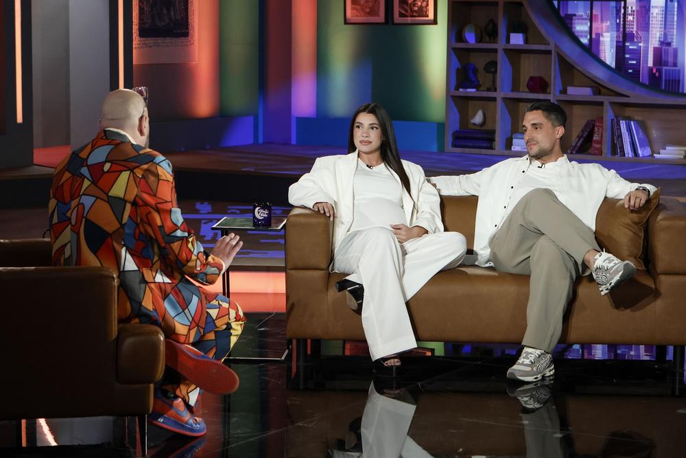 Παρασκήνια από την εκπομπή του ΣΚΑΪ