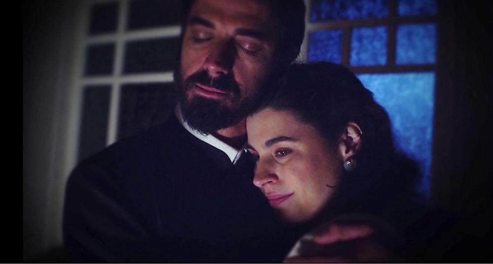 Σκηνή από τη σειρά Άγιος Έρωτας