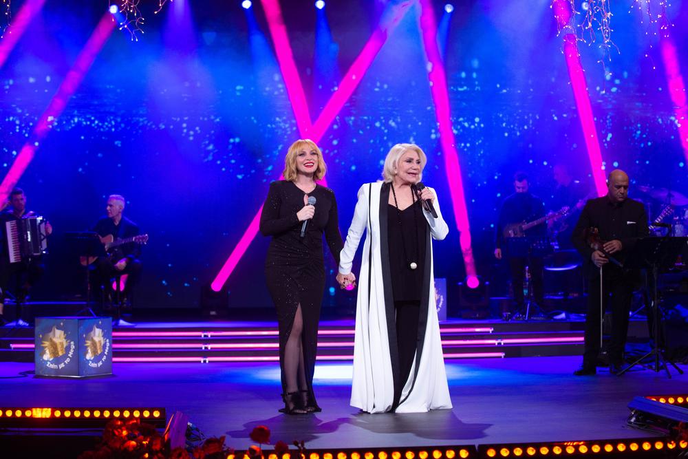 Η Μαρινέλλα στο MEGA