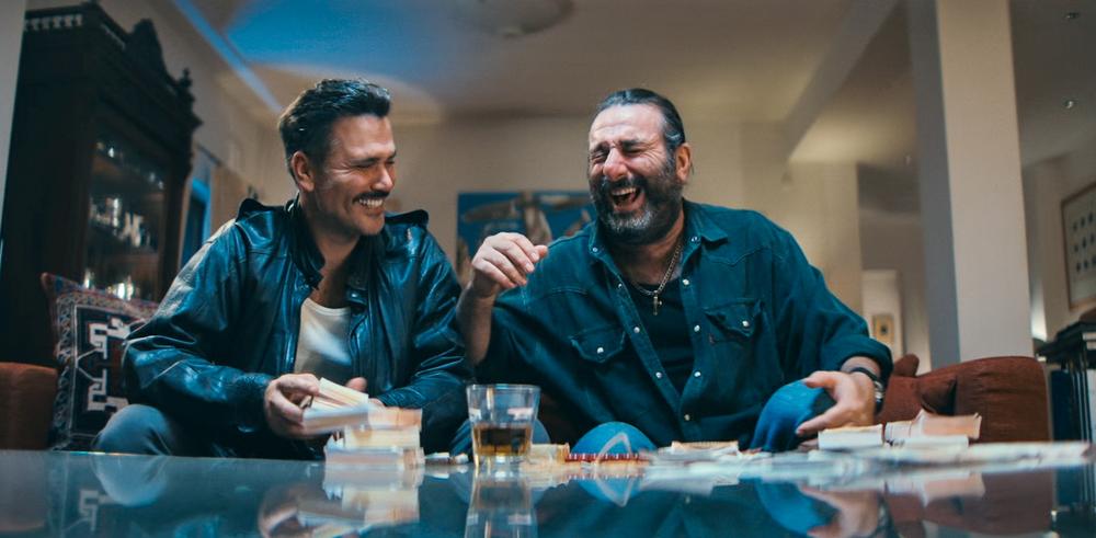 Φωτογραφία από τη σειρά Γιατί ρε πατέρα