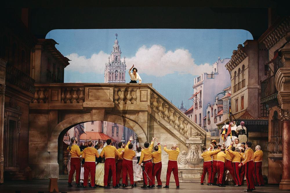 Εντυπωσιακά κοστούμια από την παραγωγή της Κάρμεν