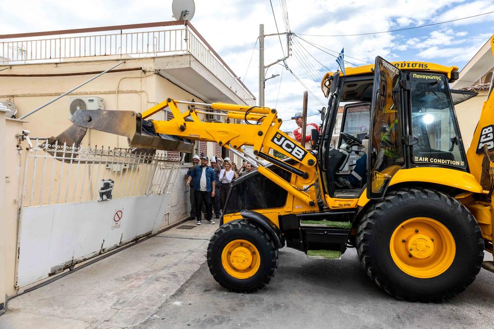 Ο Σπύρος Σούλης στα γυρίσματα του Extreme Makeover