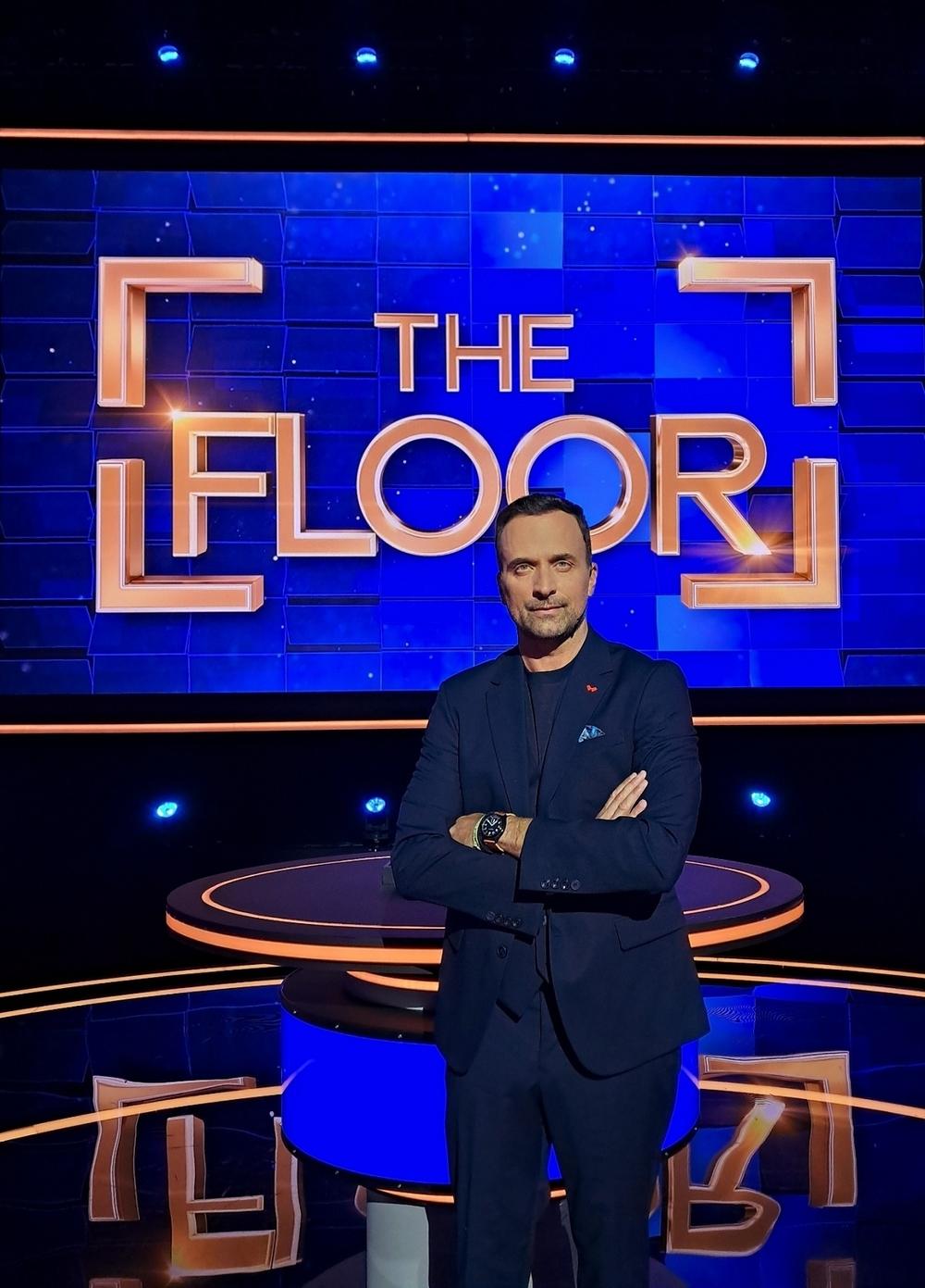 Ο Γιώργος Λιανός στο πλατό του The Floor στον ΣΚΑΪ
